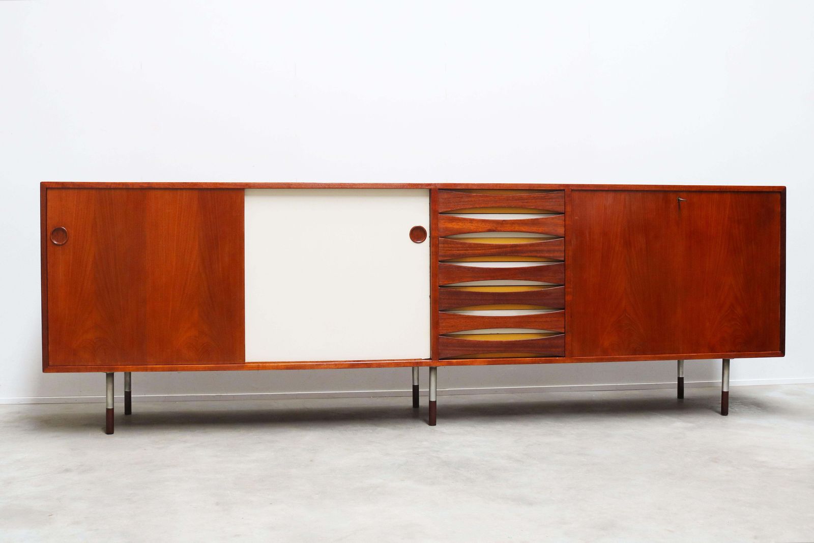 Rare Arne Vodder Model 29a “Triennale” Sideboard In Teak For Sibast, Denmark. photo vintage