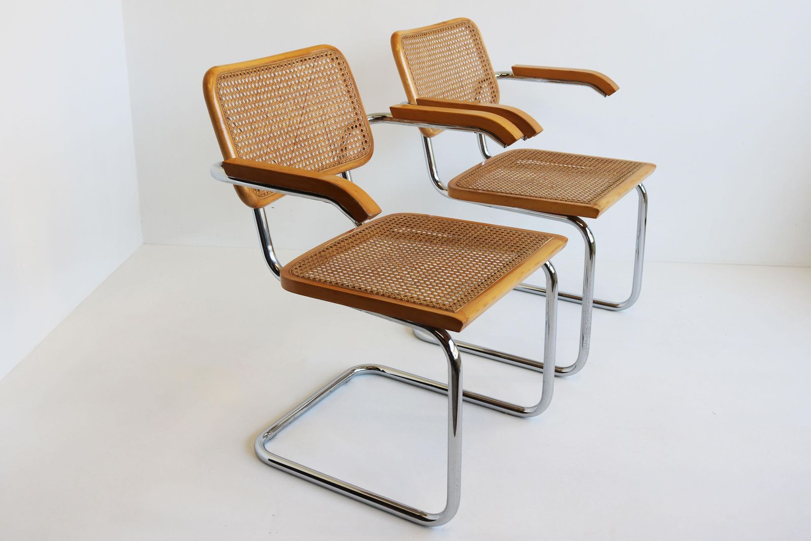 Pair Of B64 Cesca Armchairs By Marcel Breuer 1970s Made In Italy Chrome Beech #2 photo Furniture