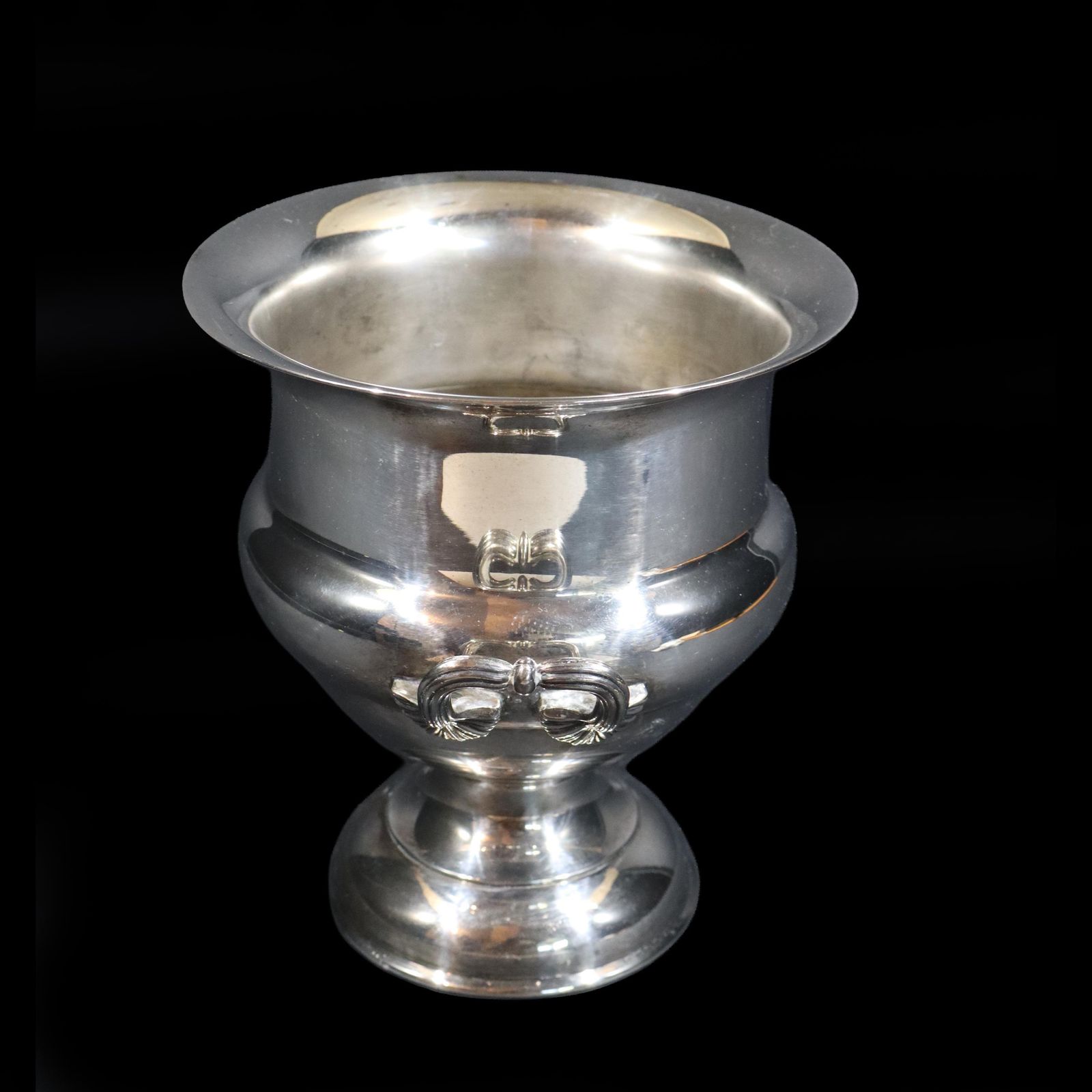 Vintage English Cavalier Silver Plated On Copper Trophy Urn Champagne Ice Bucket photo 204.0