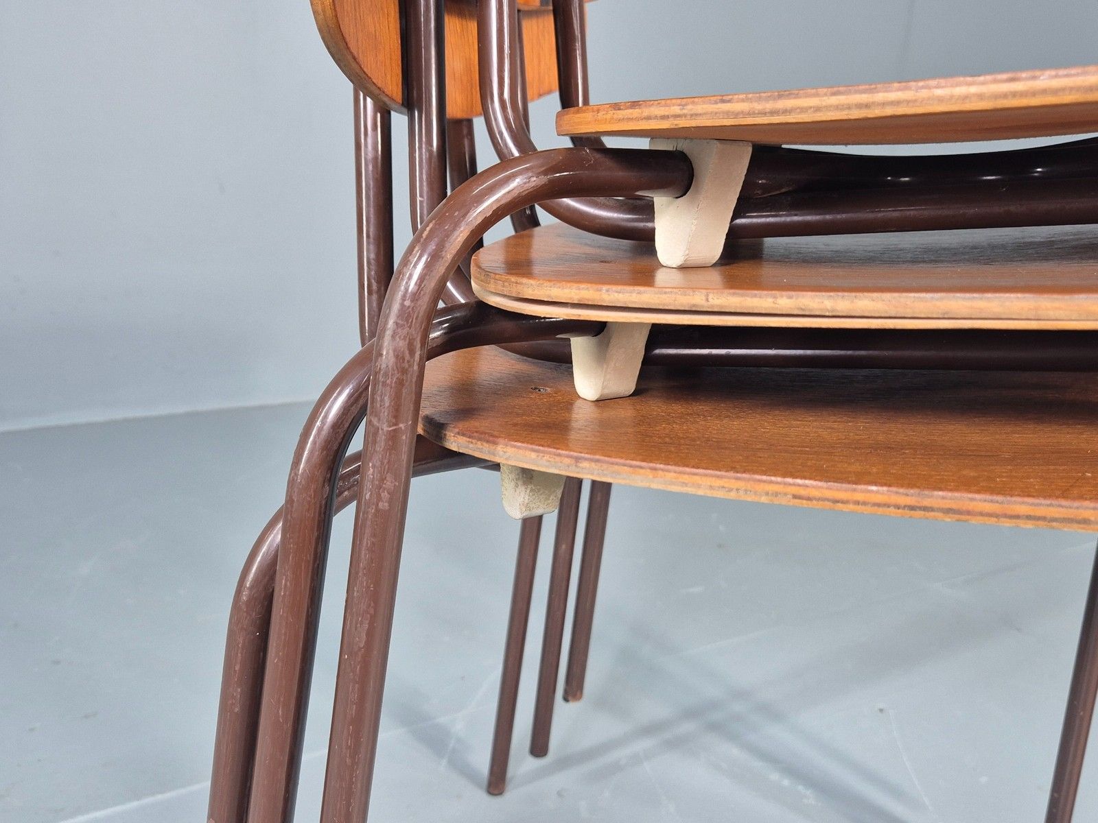 photo vinterior 3 Vintage Danish Stacking Chairs Industrial Design Steel Teak Retro 60s Eb12491