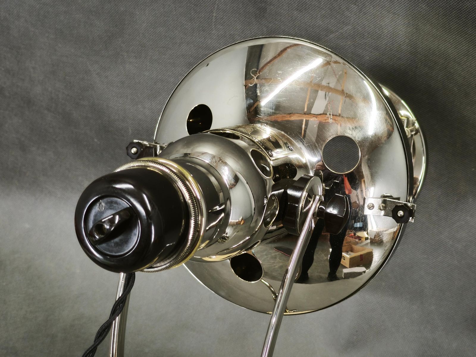 679.0 Hanau Bauhaus medische lamp, Duitsland, jaren 1930 photo