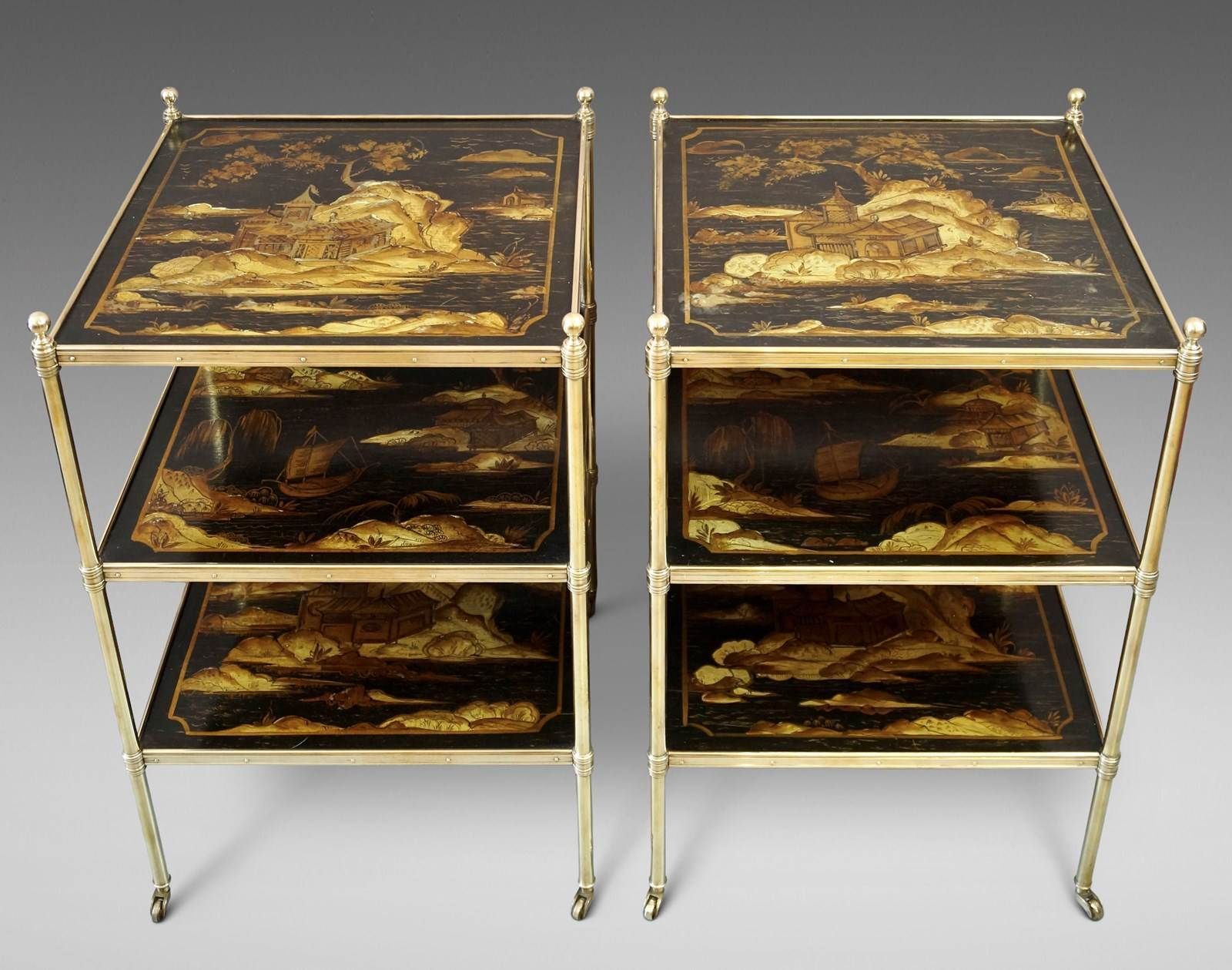 Fraai paar messing étagères, sidetable photo furniture