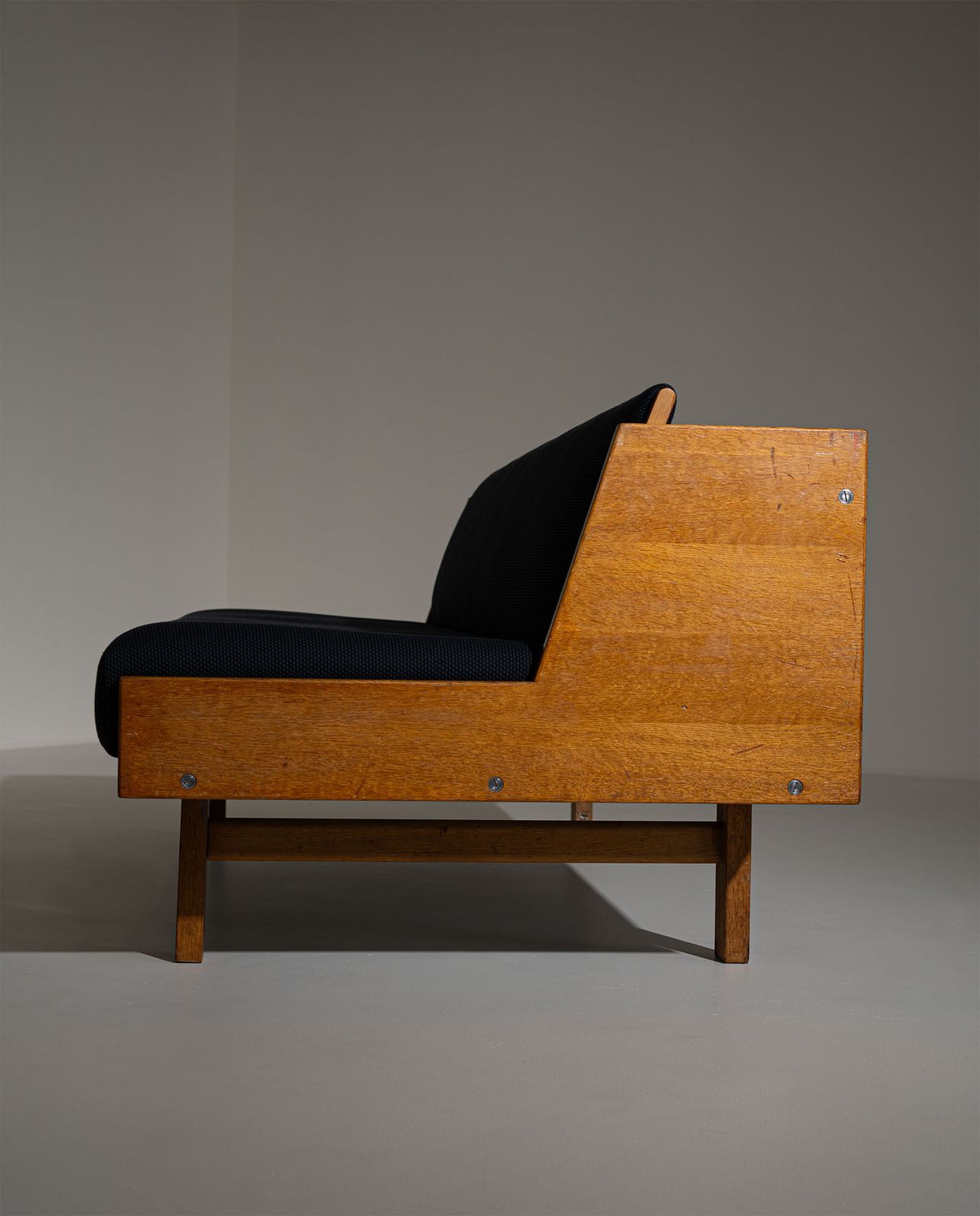 photo vinterior Hans Wegner GE258 Sofa voor Getama, ca. jaren 1950