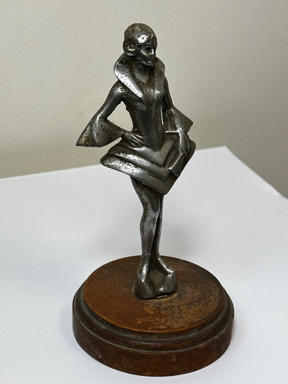 photo vintage Art Deco Brits Verchroomd Bronzen Danseres Automascotte Figurine Sculptuur