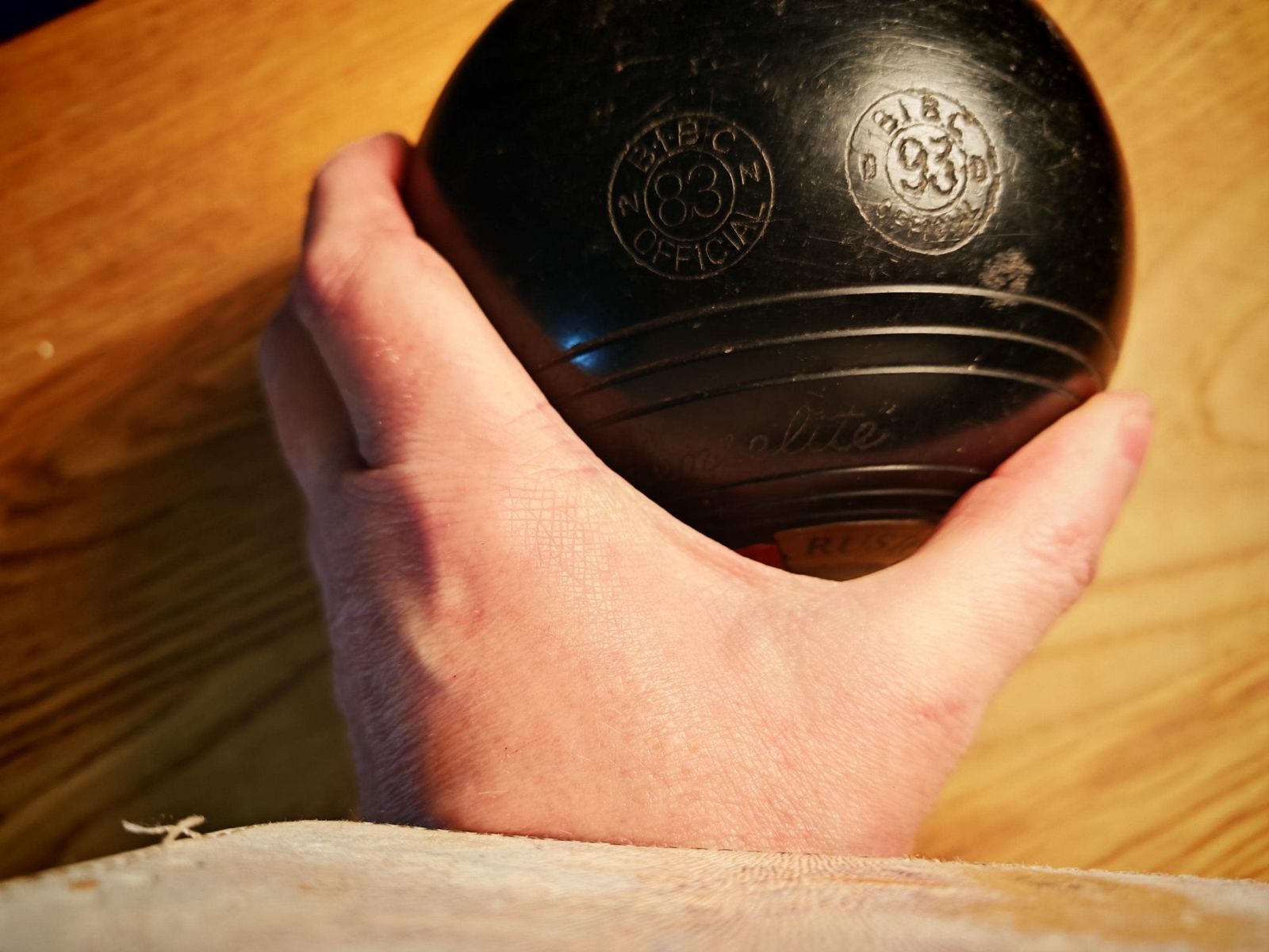 Boules de pétanque sur gazon vintage Henselite Fr Super Grip, biais 4 15/16, vinyle ou composite, années 1970, 1980 photo Décoration
