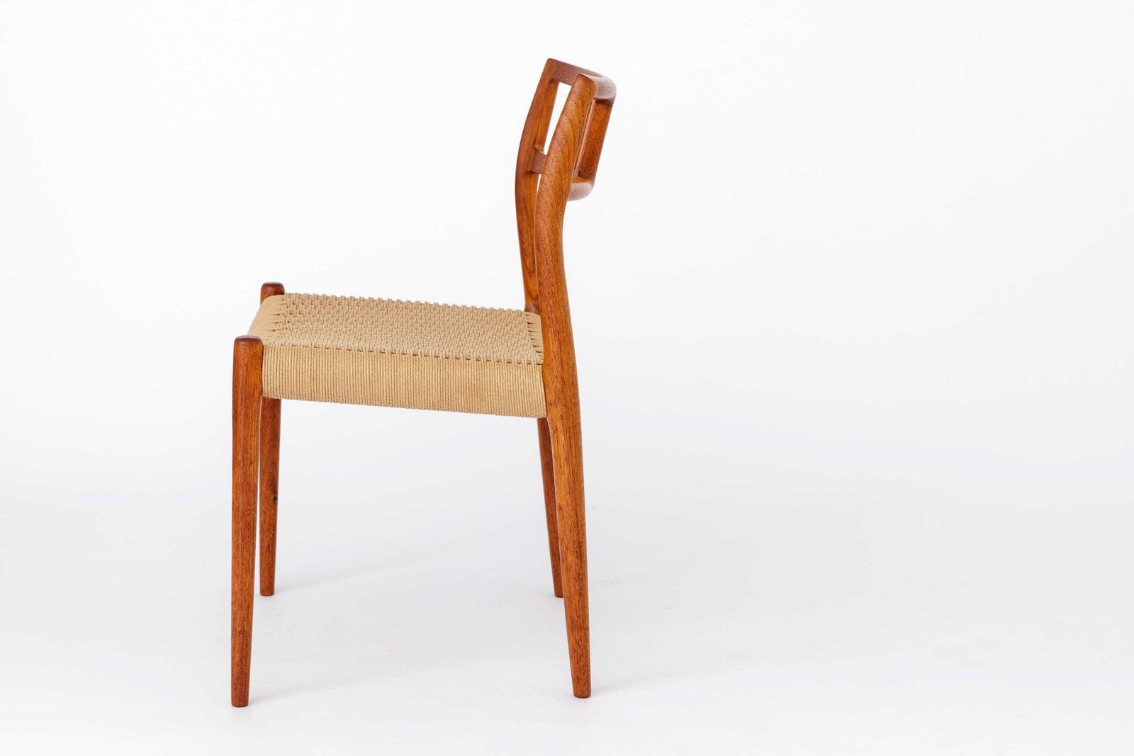 Niels Otto Møller Model 79 stoelen | Set van 6 | Deense teakhouten eetkamerstoelen | Ca. jaren 1960 photo vintage