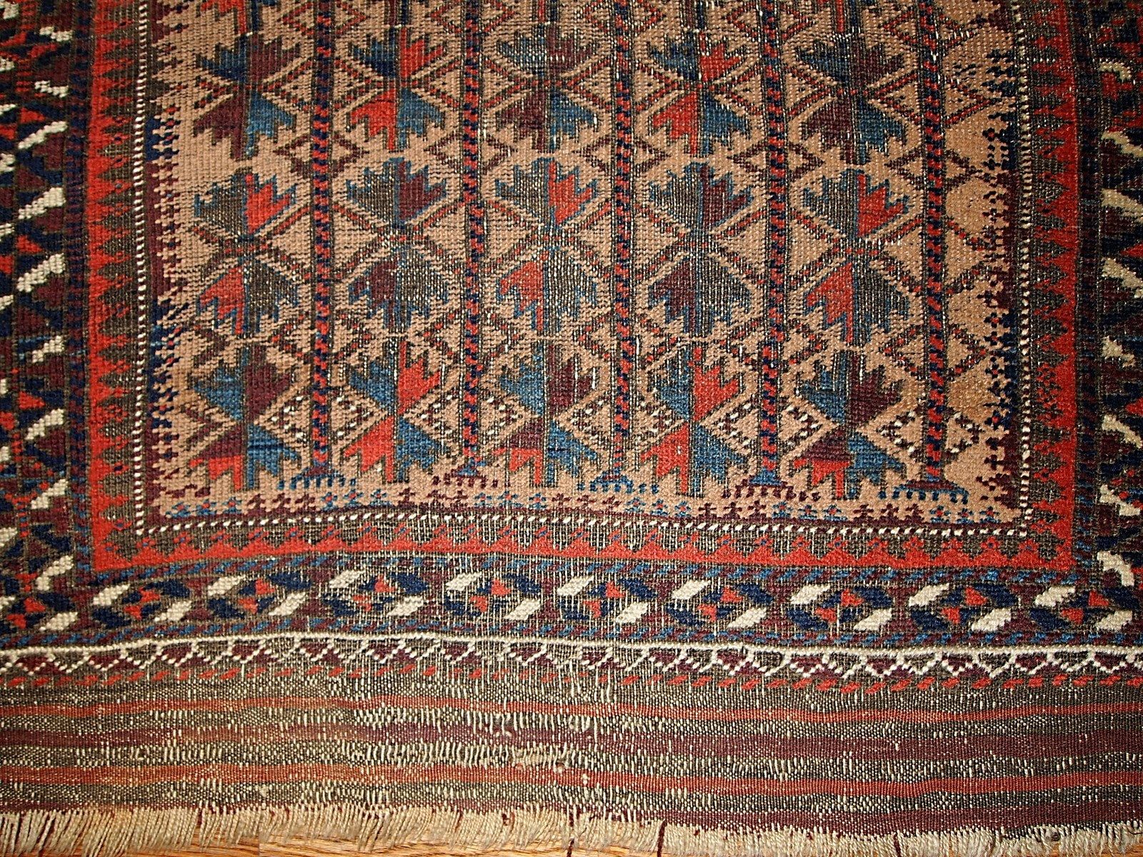 Tapis de prière afghan Baluch fait main, d'époque, 91 cm x 161 cm (années 1880) photo for sale