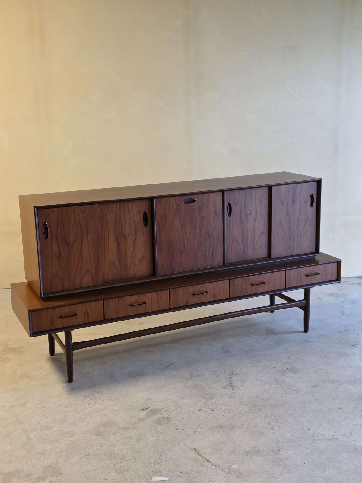 Vintage Teak Dressoir, ca. jaren 1960 photo furniture
