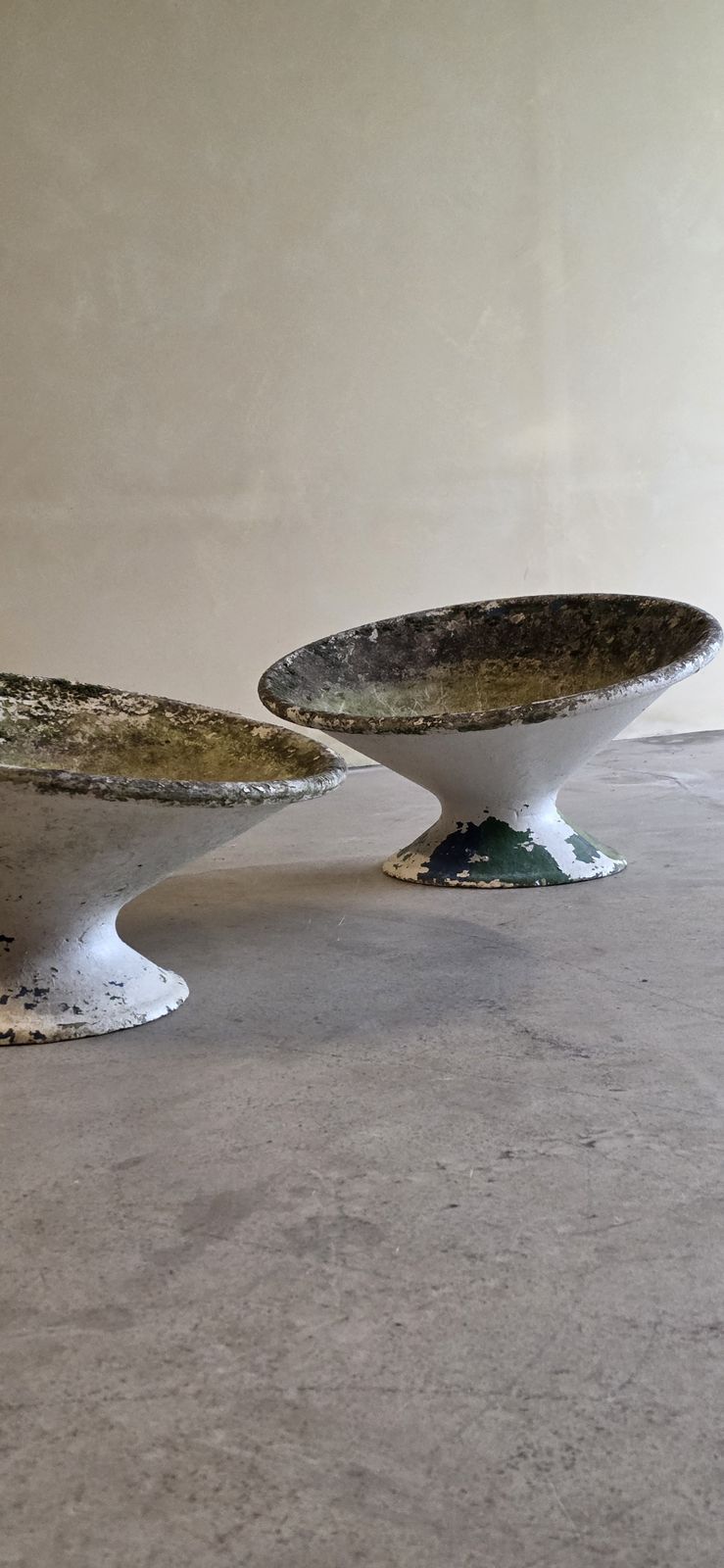Paire de jardinières asymétriques Willy Guhl Off Kilter, années 1960 photo vinterior
