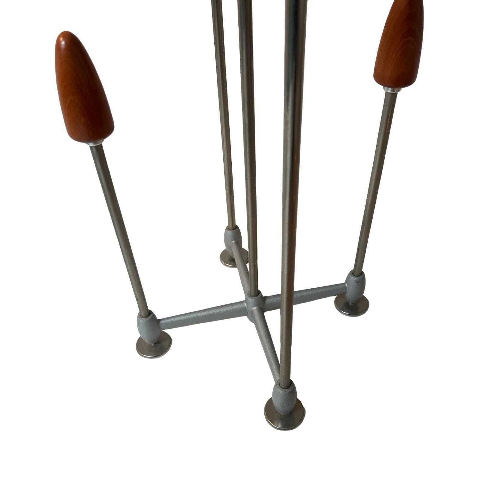 Postmodern Design   Dressboy / Valet Stand   Frans De La Haye voor Auping   Model Auronde   Inclusief glazen plaat. photo 198.0