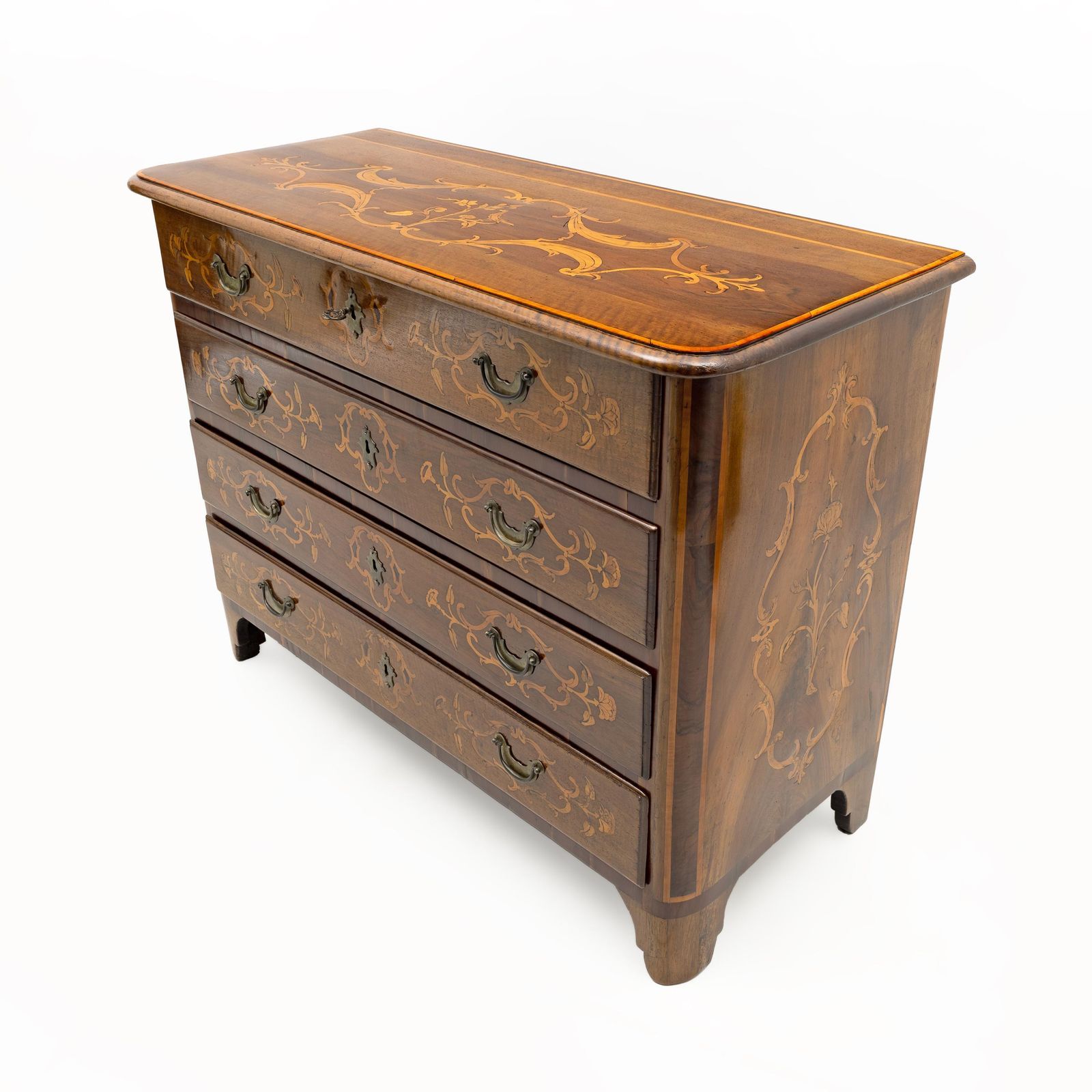 Ladekast in massief Italiaans walnoot met esdoorninleg, eind 18e eeuw. photo furniture