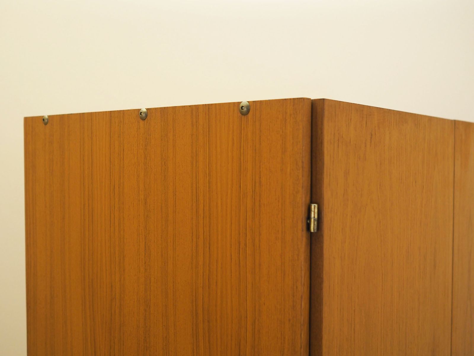Teakhouten kledingkast, Deens design, jaren 1970, gemaakt in Denemarken photo buy