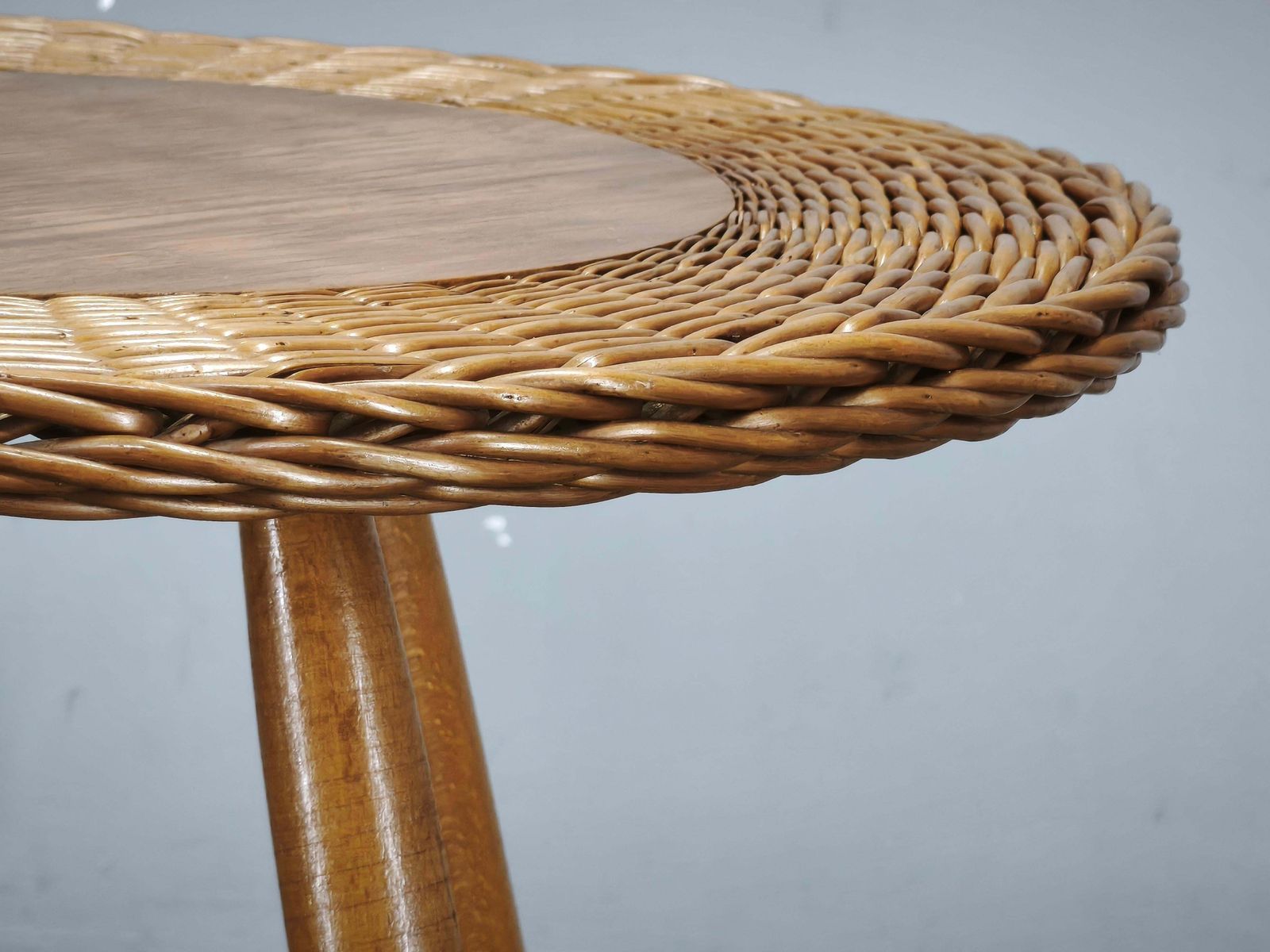 Table d'appoint Jan Kalous en rotin et hêtre, Tchécoslovaquie, années 1970 photo vintage