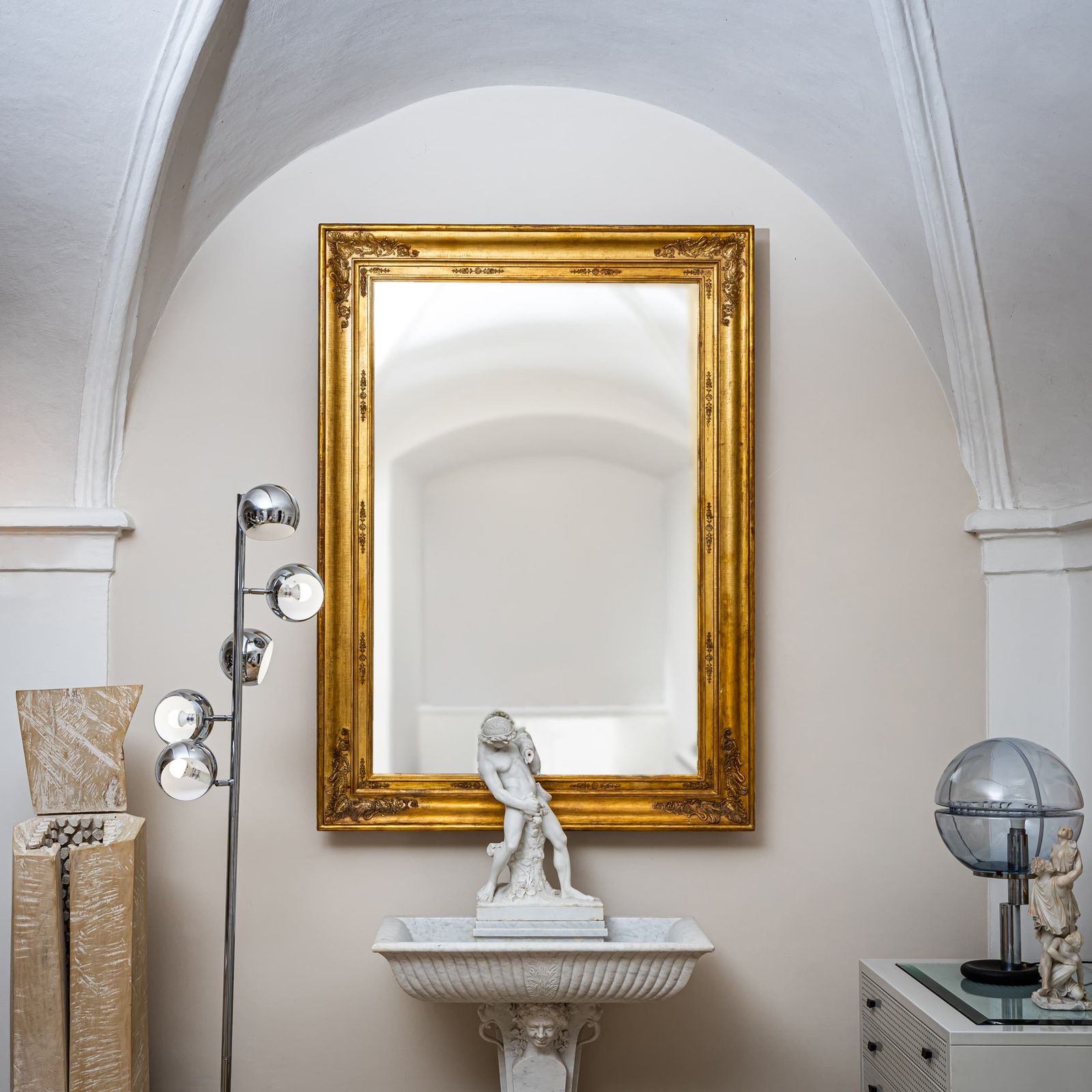 Grote vergulde Empire wandspiegel, begin 19e eeuw photo for sale