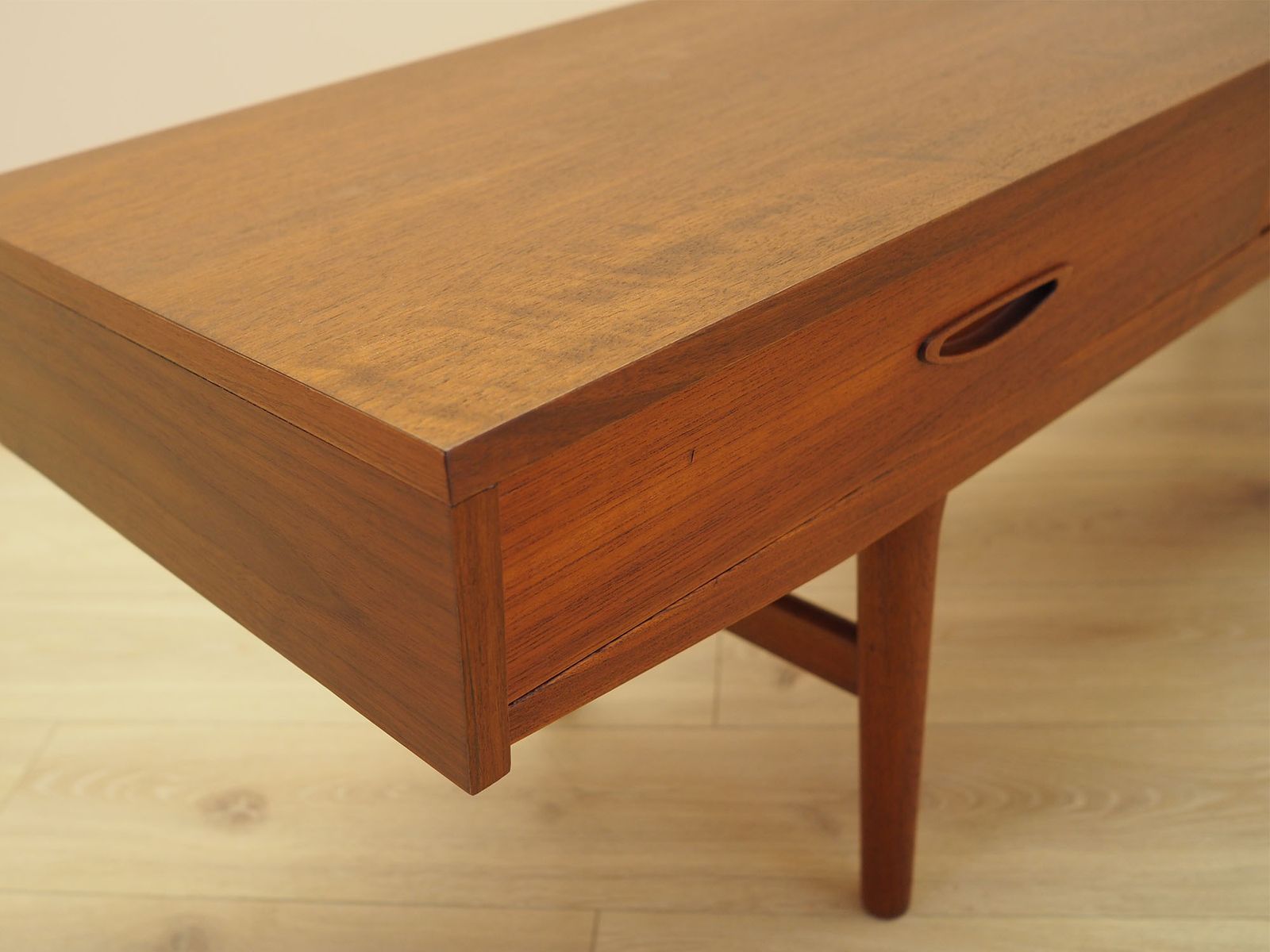 Teakhouten lowboard, Deens design, ca. jaren 1960, gemaakt in Denemarken photo buy