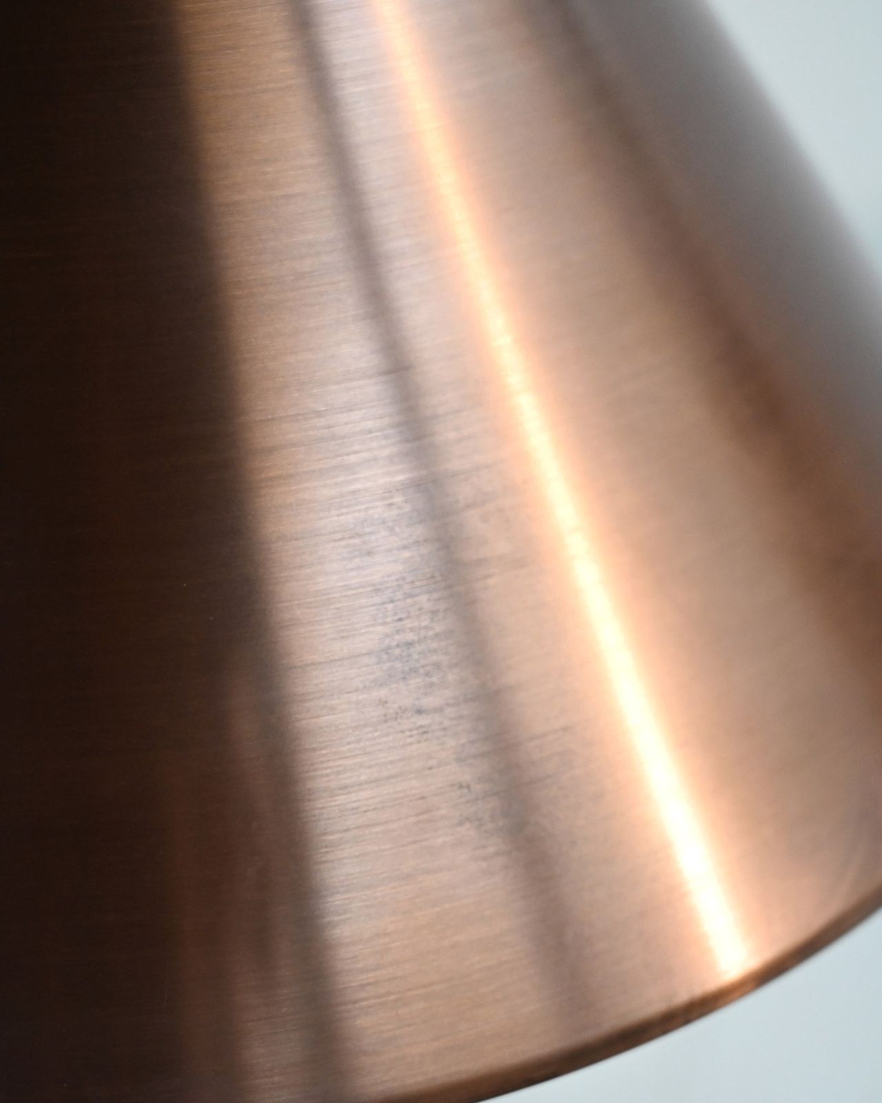 photo for sale "Biljard" plafondlamp van Arne Jacobsen voor Louis Poulsen, ca. jaren 1960