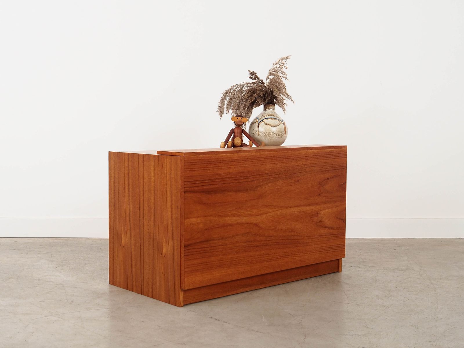 Turntable Cabinet, Danish Design, 1970s, Made In Denmark photo vinterior