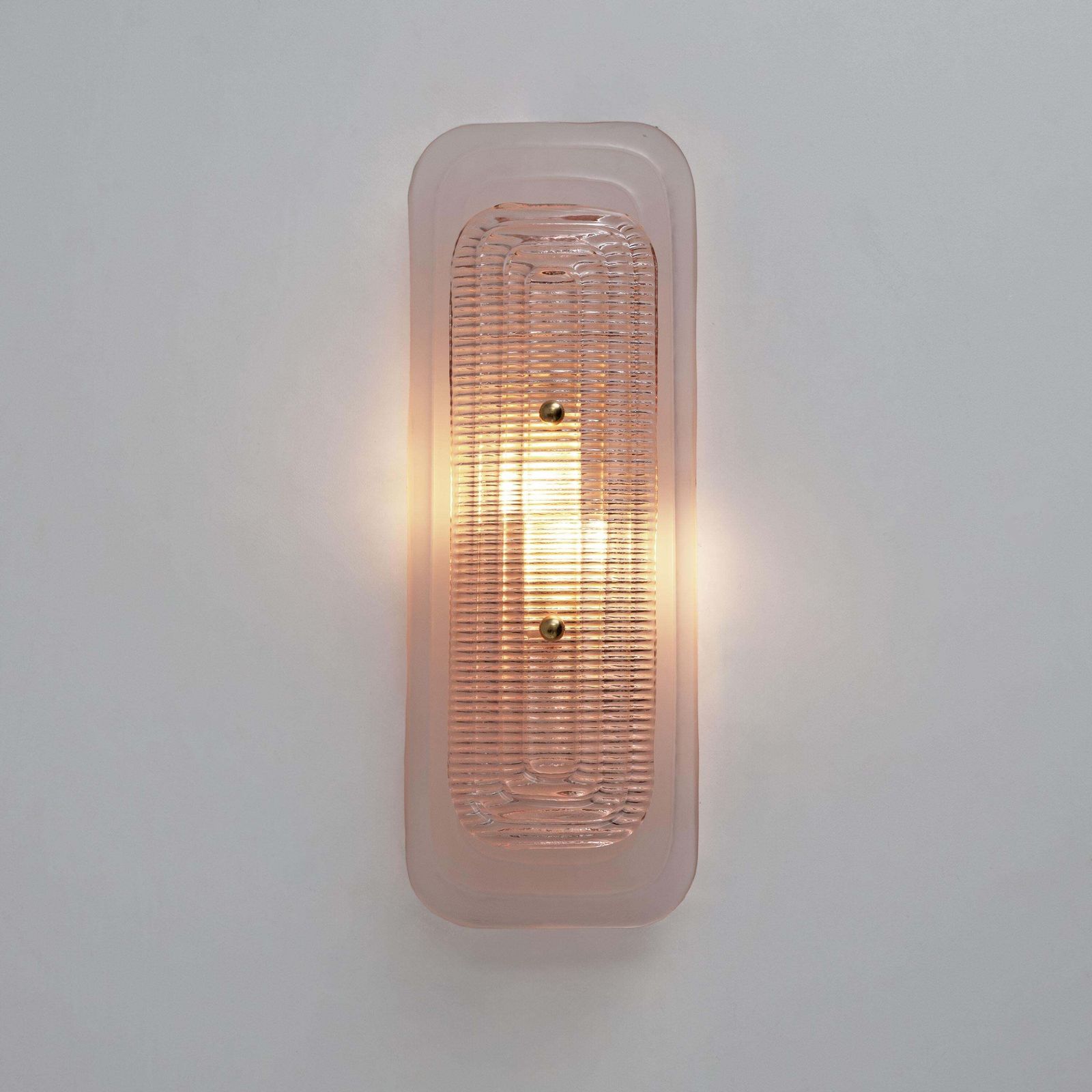 Paar Art Deco Wandlampen In Mat En Glanzend Roze Murano Glas En Messing photo Verlichting