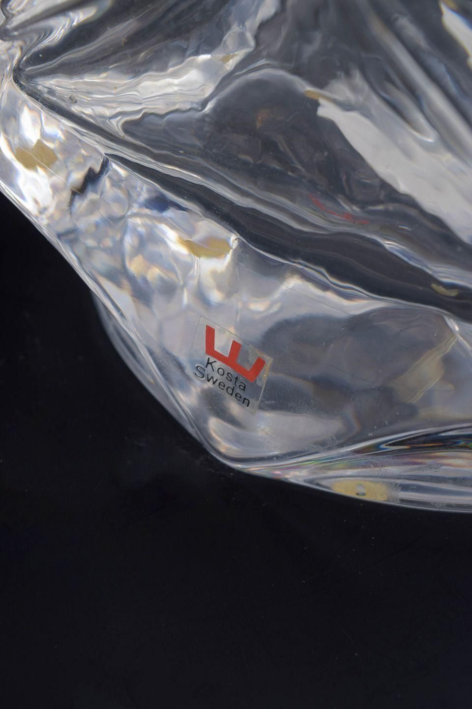Hanne Dreutler For Kosta Boda. Sculptural Table Lamp In Clear Glass. 1980s photo Lighting