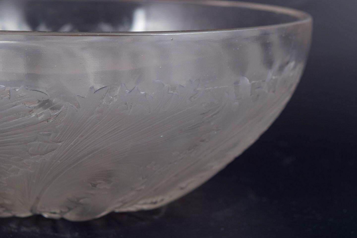 René Lalique. "Chicoree" schaal in matglas en gepolijst glas. Ca. jaren 1930 photo for sale