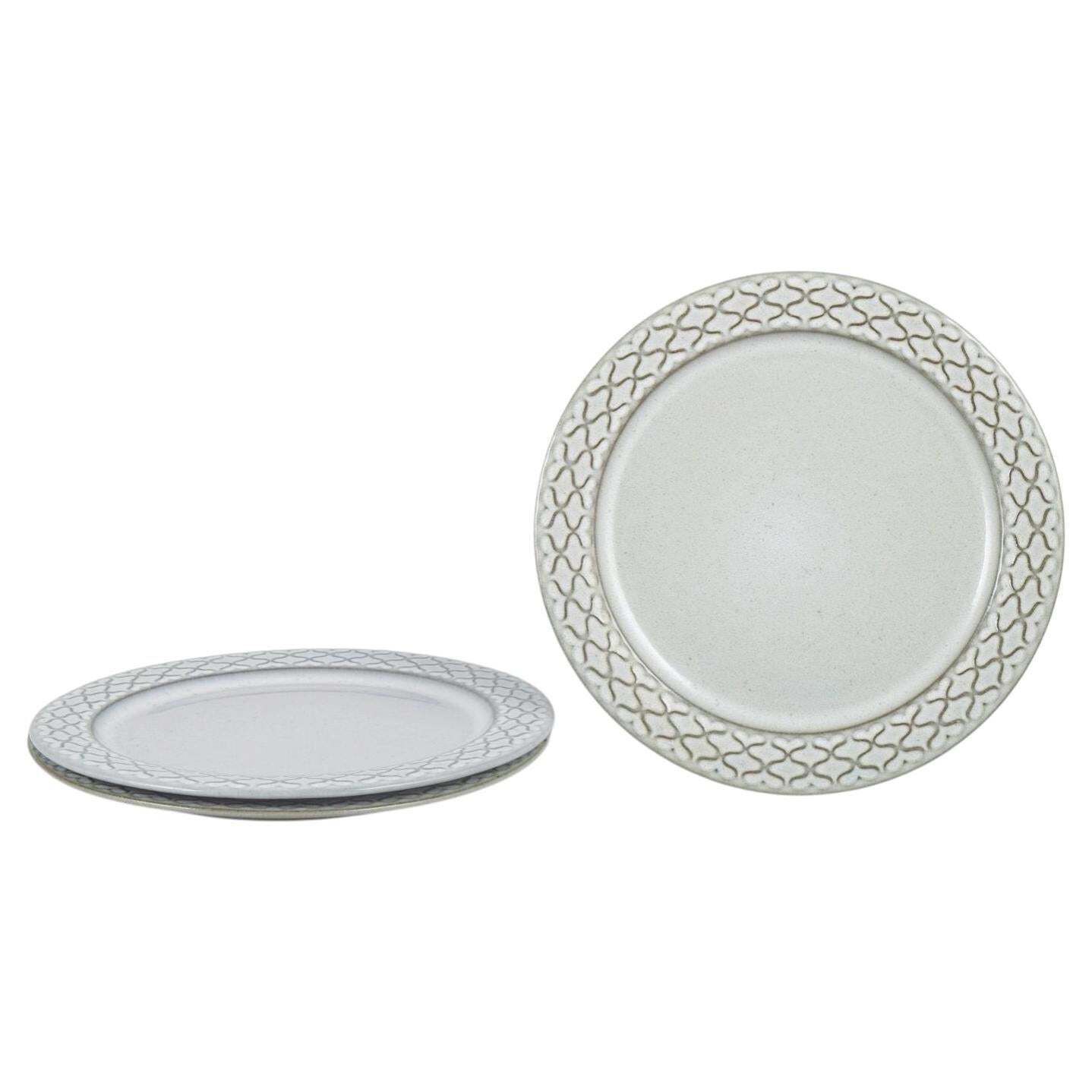 Jens Harald Quistgaard, Kronjyden / Bing & Grøndahl. Lot de trois assiettes à déjeuner.