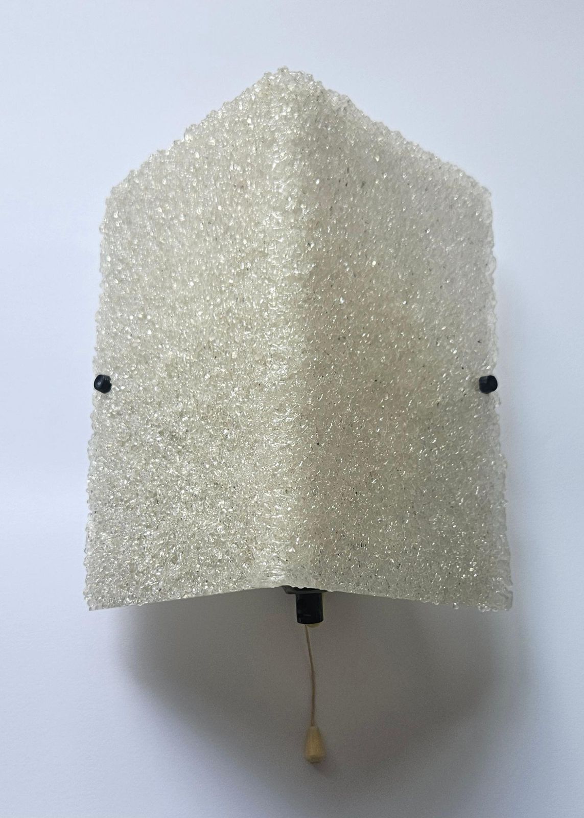 photo furniture Zeldzame mid-century wandlamp van lucite – Pokrok, jaren 1960