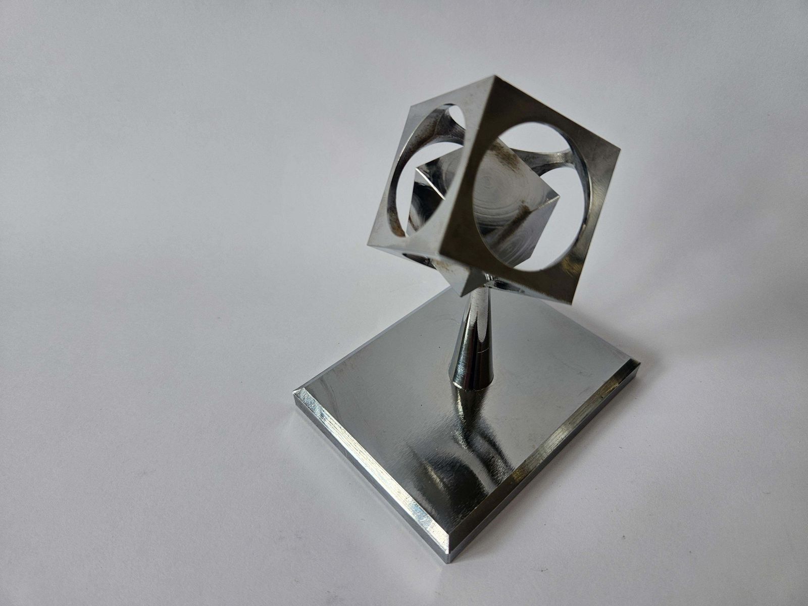 Rare Midcentury Chrome Paperweight, Model, Turners Cube, Desk Sculpture, 1970s photo vinterior