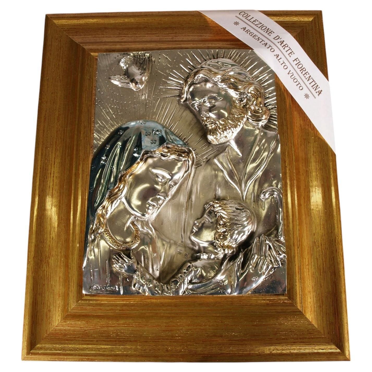 photo furniture Italiaanse Florentijnse reliëfplaquette in 925 zilver uit de jaren 1970, met een bas-reliëf van de Heilige Familie