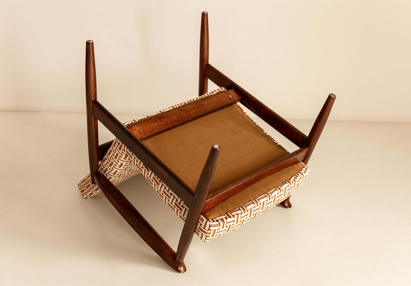 photo buy Mid Century GFM 64 Fauteuil   E. Homa, Jacquard Fluweel van Camengo, Europa, jaren 1960