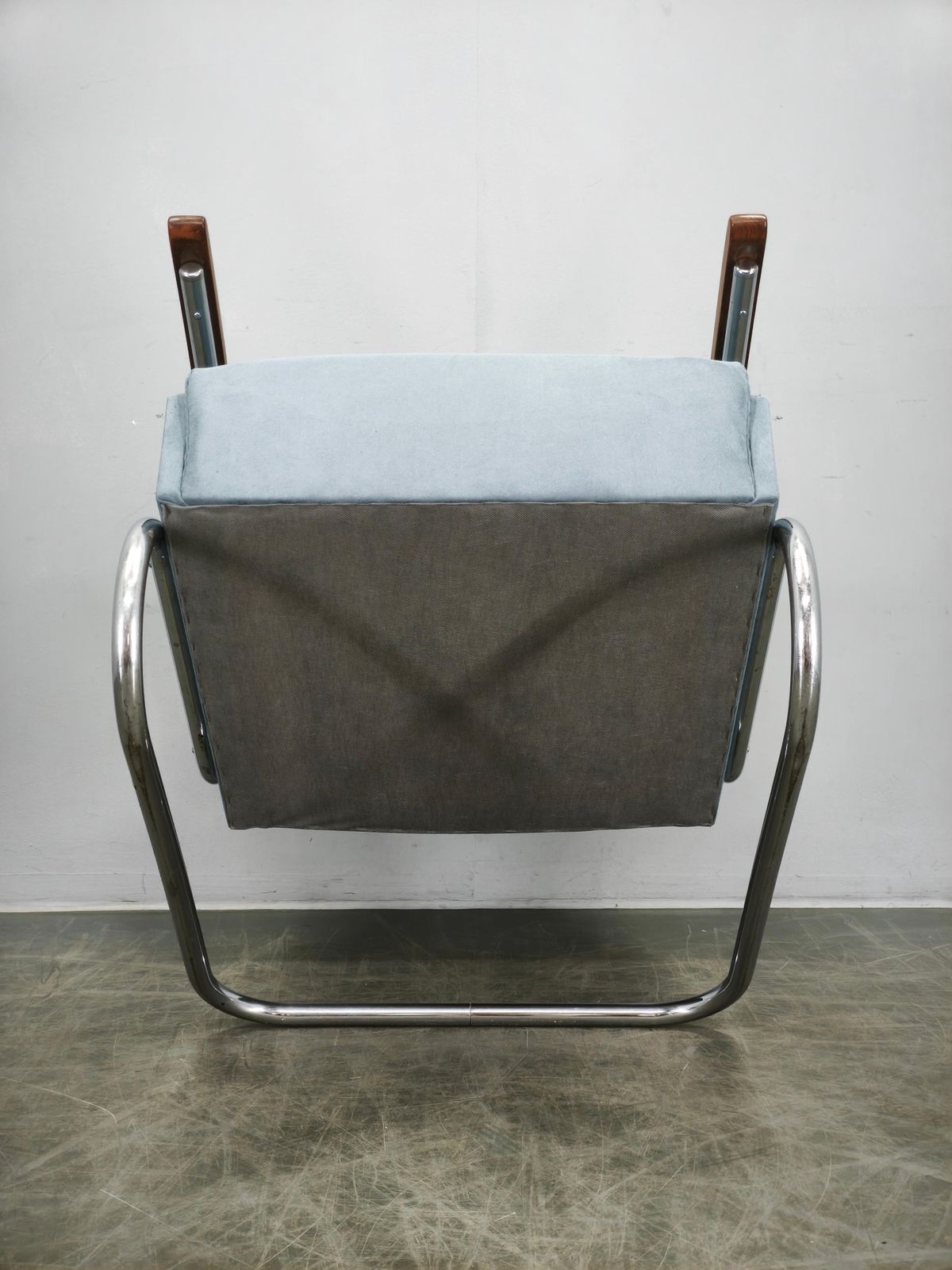 Fauteuil cantilever Bauhaus années 1930 de style Thonet S 411, attribué à Kovona photo for sale