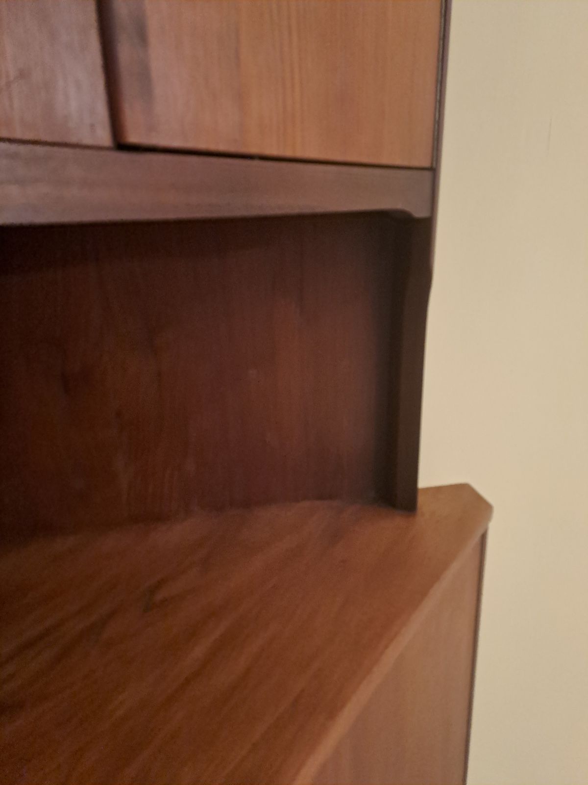 photo furniture Meuble d'angle mid-century en teck, Danemark, années 1960