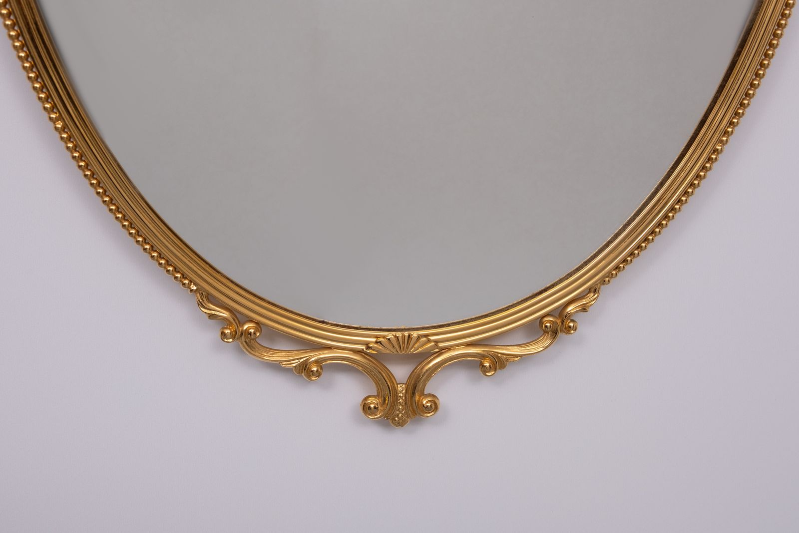 Brass Classic Medallion Shaped Wall Mirrors 1970s photo Home Decor