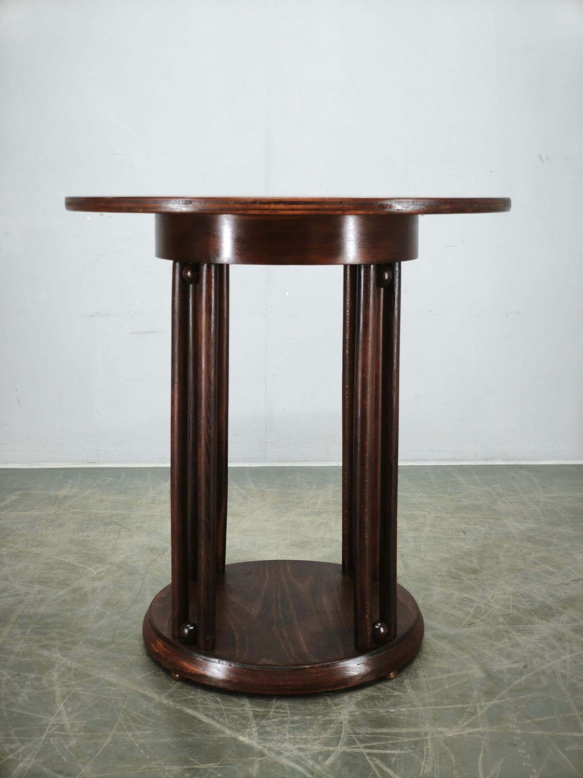 photo for sale Fledermaus Vienna Secession Bentwood tafel, Oostenrijk, ca. 1900