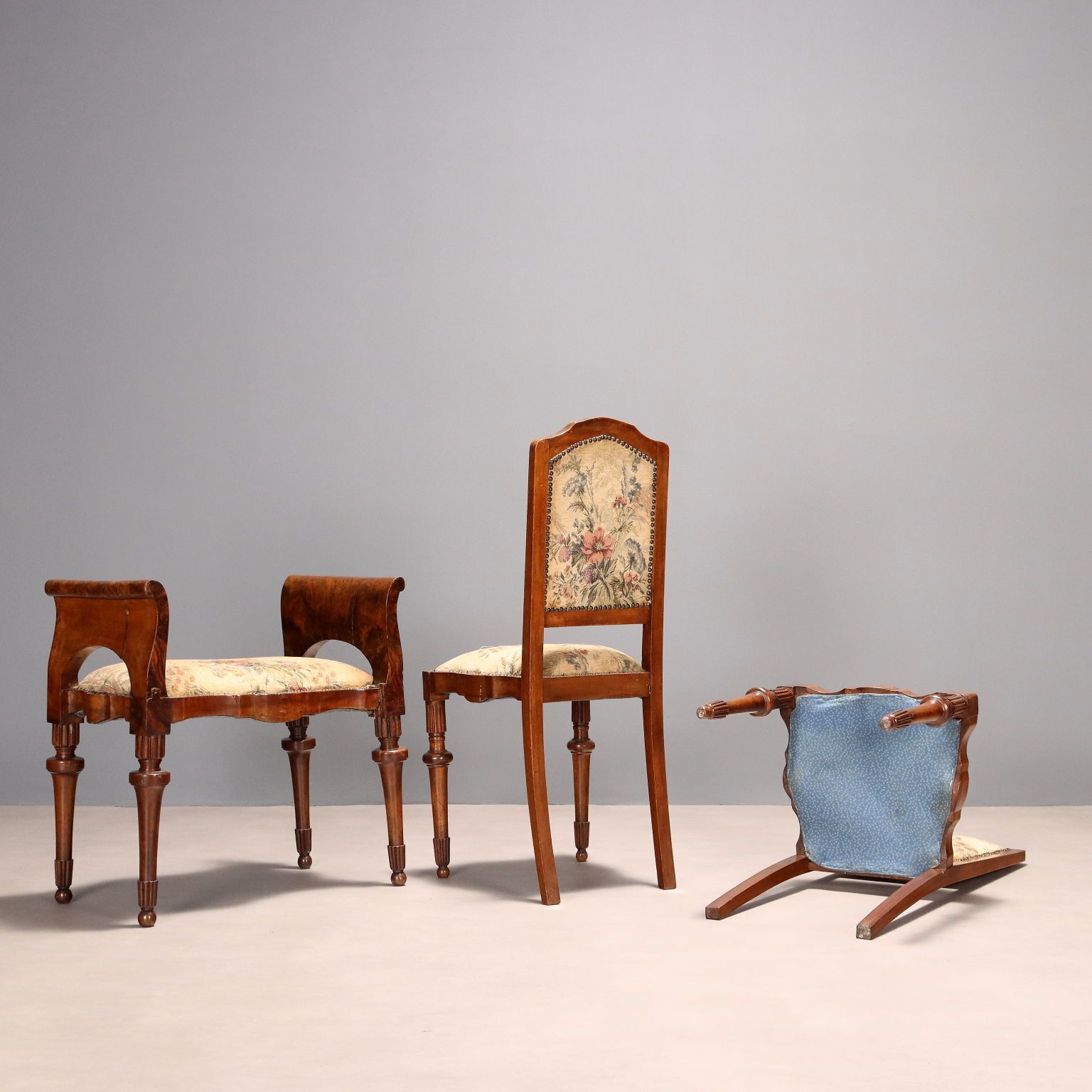 Meubels Stoelen Set Art Deco Walnoot Wortelnoothout Italië 19e eeuw photo