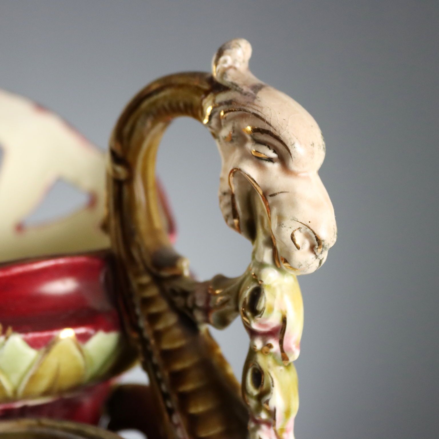 Décoration Pichets d'époque Jugendstil en céramique polychrome, XIXe siècle photo