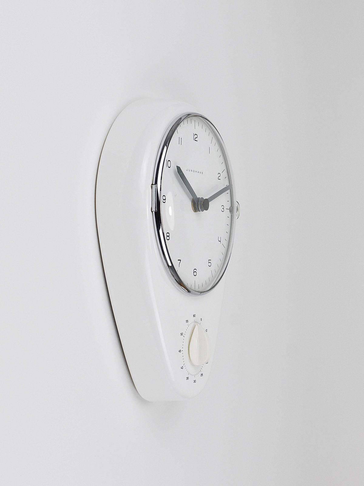 photo vintage Max Bill Witte Wandklok & Timer Mid-Century Modern, Junghans Duitsland, jaren 1950