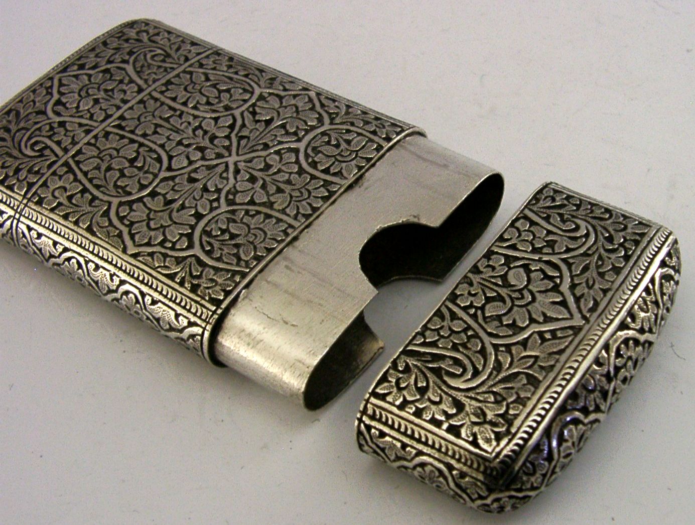 Massief zilveren Indiaas sigarenkistje 115g ca. 1890 antiek