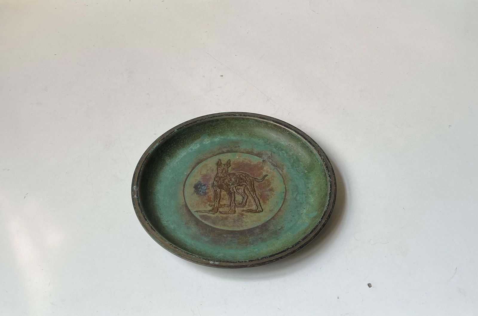 Art Deco 'Great Dane' bronzen schaal van Holger Fridericias, jaren 1930 photo for sale