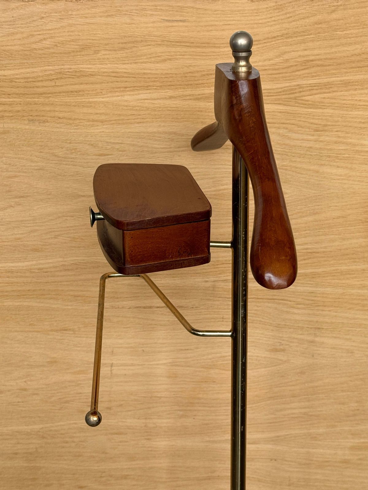 Vintage Brass & Walnut Gentleman's Valet Stand With Drawer And Trouser Rack photo 654.0