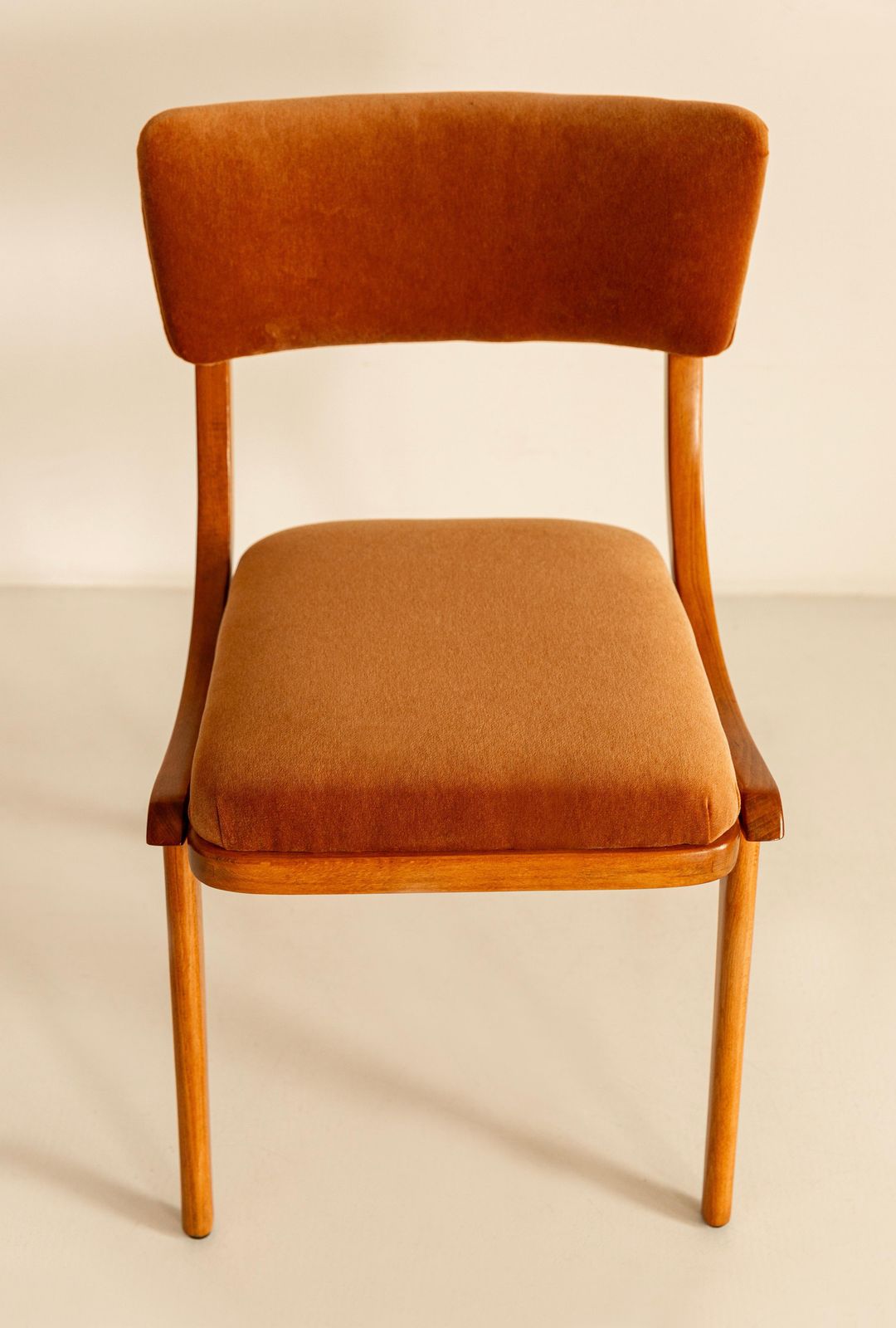 Mid-Century Modern Bumerang Chair, Rust Velvet, Polen, jaren 1960 photo buy