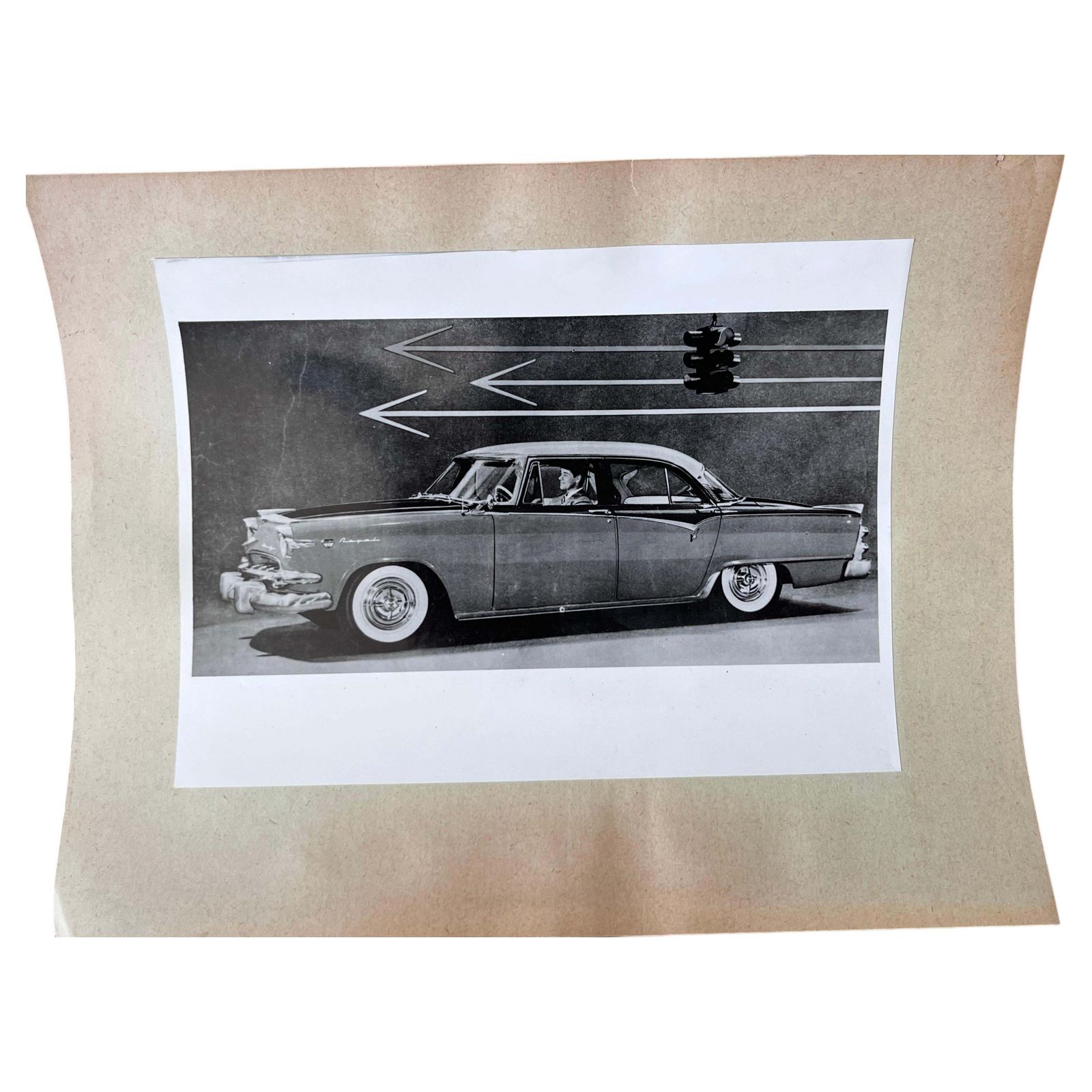 Originele foto van een Dodge Royal, ca. jaren 1950 photo furniture