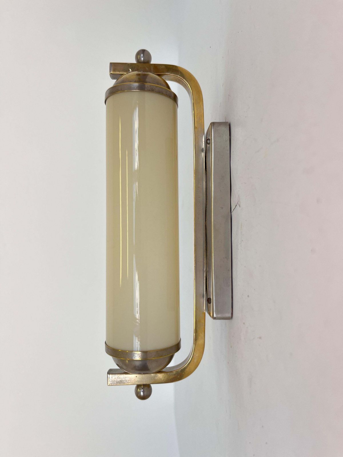 Bauhaus chromen wandlamp met glas, jaren 1930, Tsjecho-Slowakije photo Verlichting