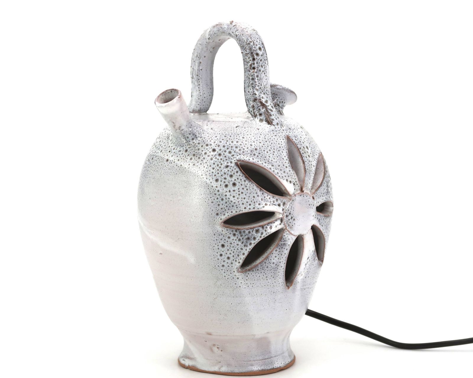 Keramische lamp uit Vallauris met uitgesneden bloem, jaren 1960 photo 308.0