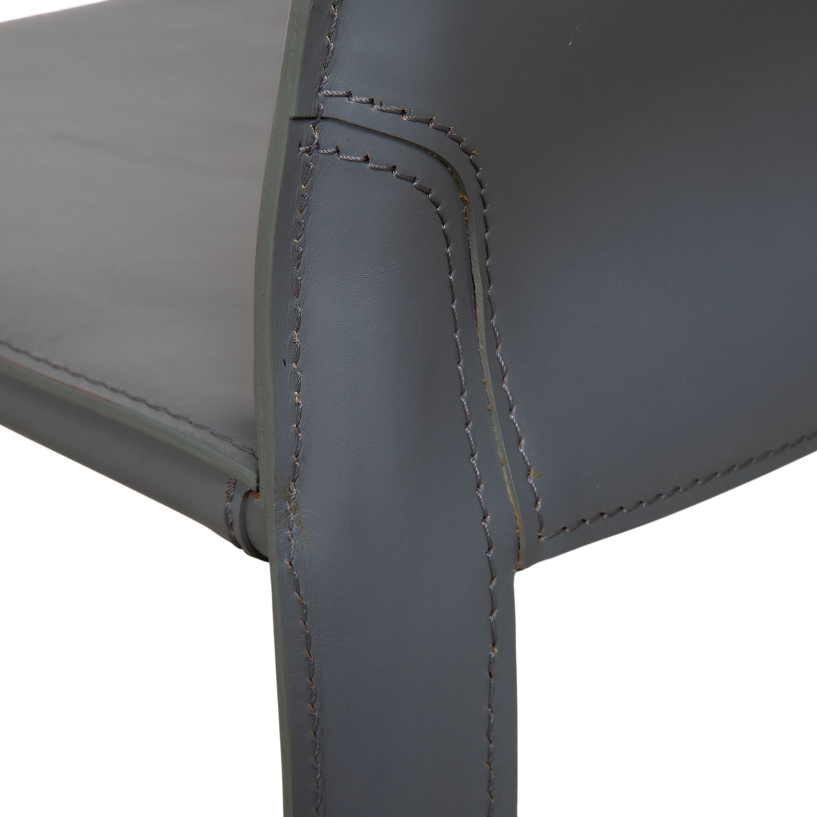 photo for sale Lot de 8 chaises Cassina Cab 413/412 en cuir gris, Mario Bellini, cuir pleine fleur