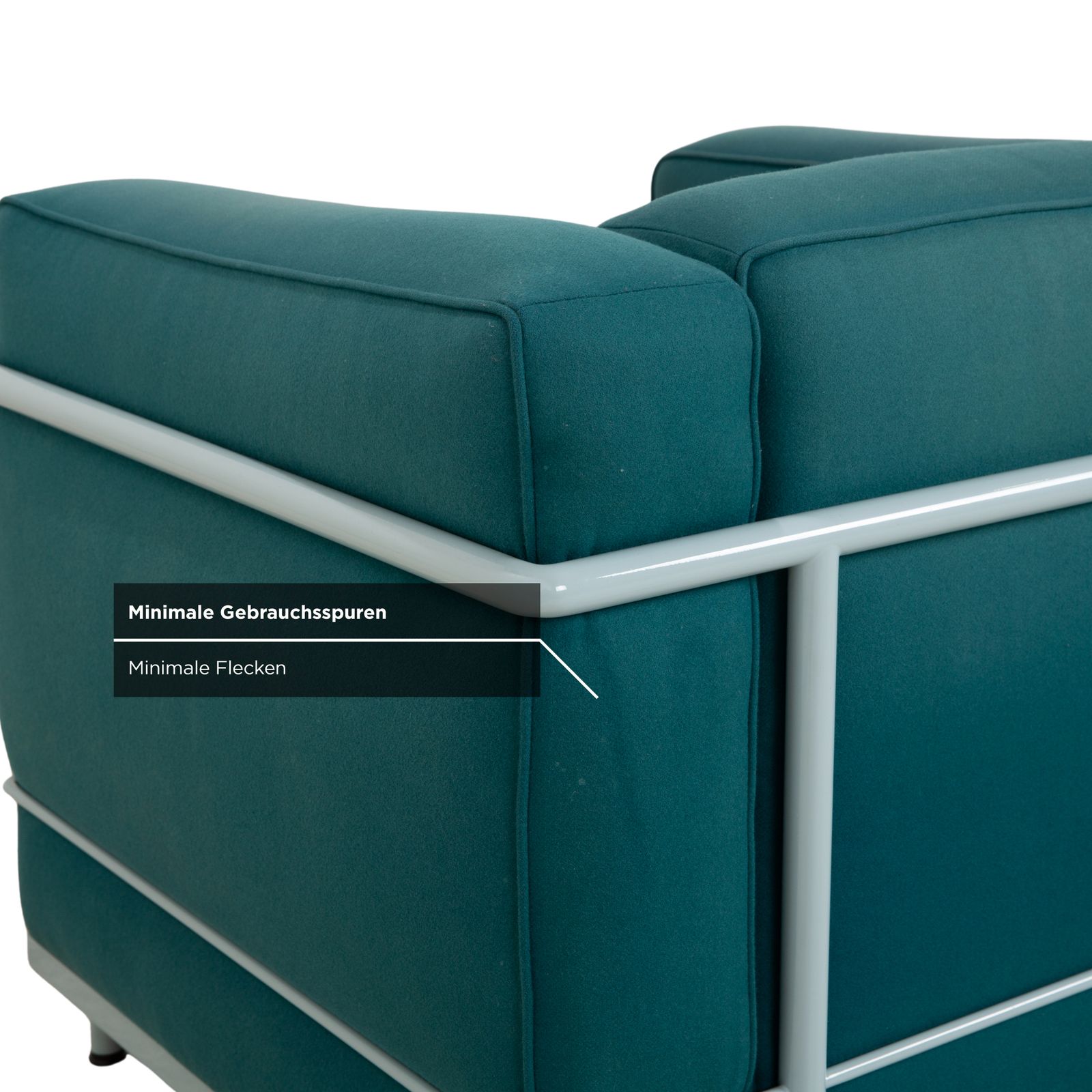 photo furniture Fauteuil Cassina Le Corbusier LC 2 en tissu bleu pétrole, Bauhaus