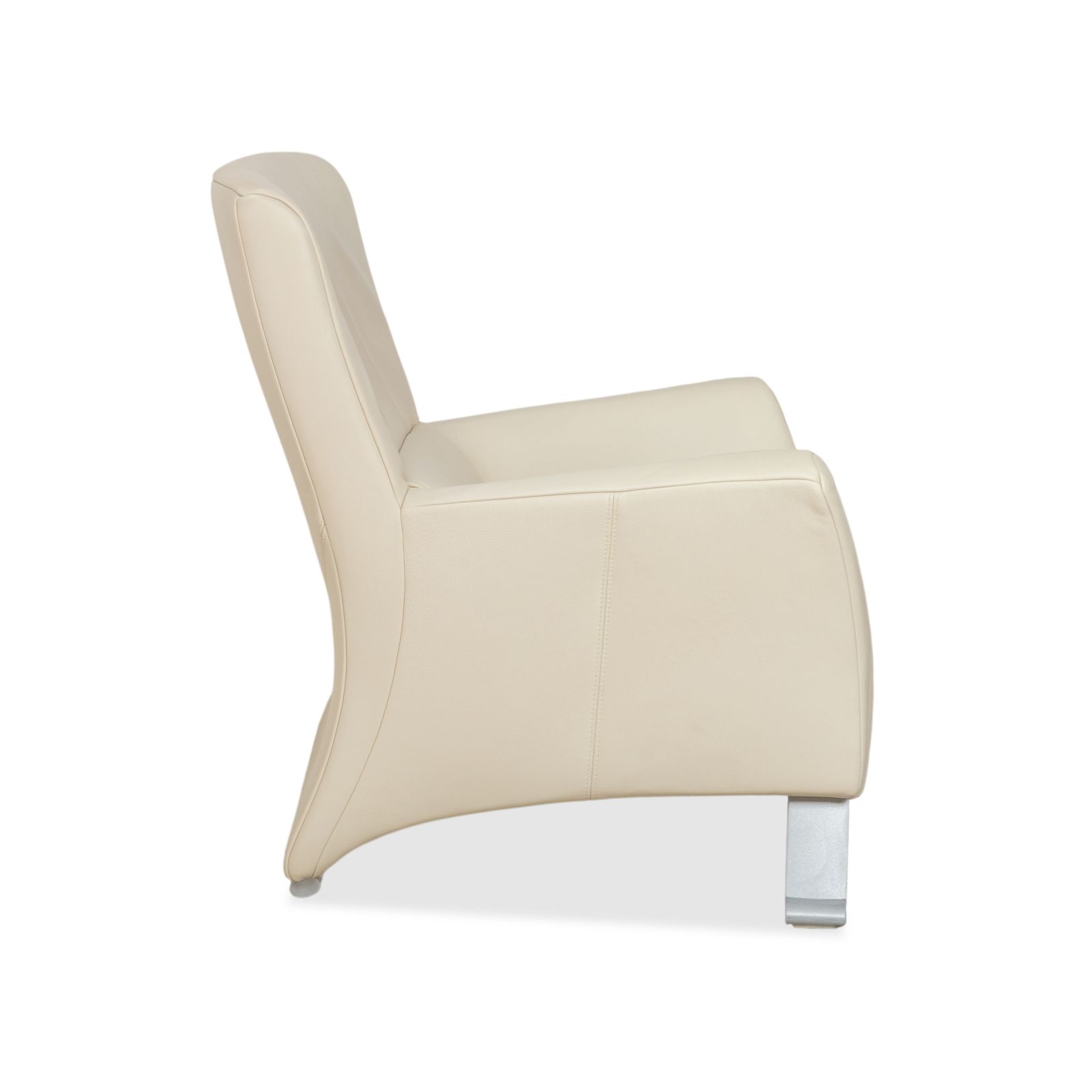 photo for sale Lot de 2 fauteuils Rolf Benz 322 en cuir blanc crème