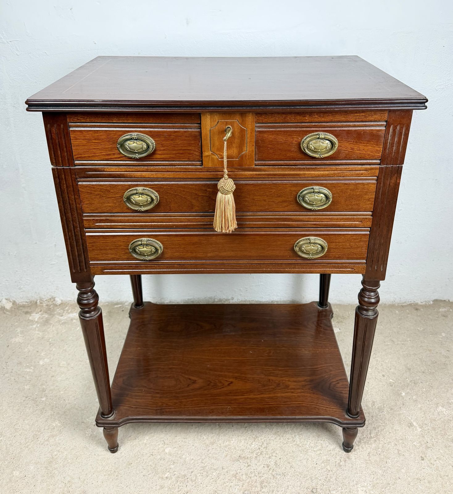 Stel Houten Opbergtafels Met Ophefbaar Deksel, Ca. 1970 photo furniture