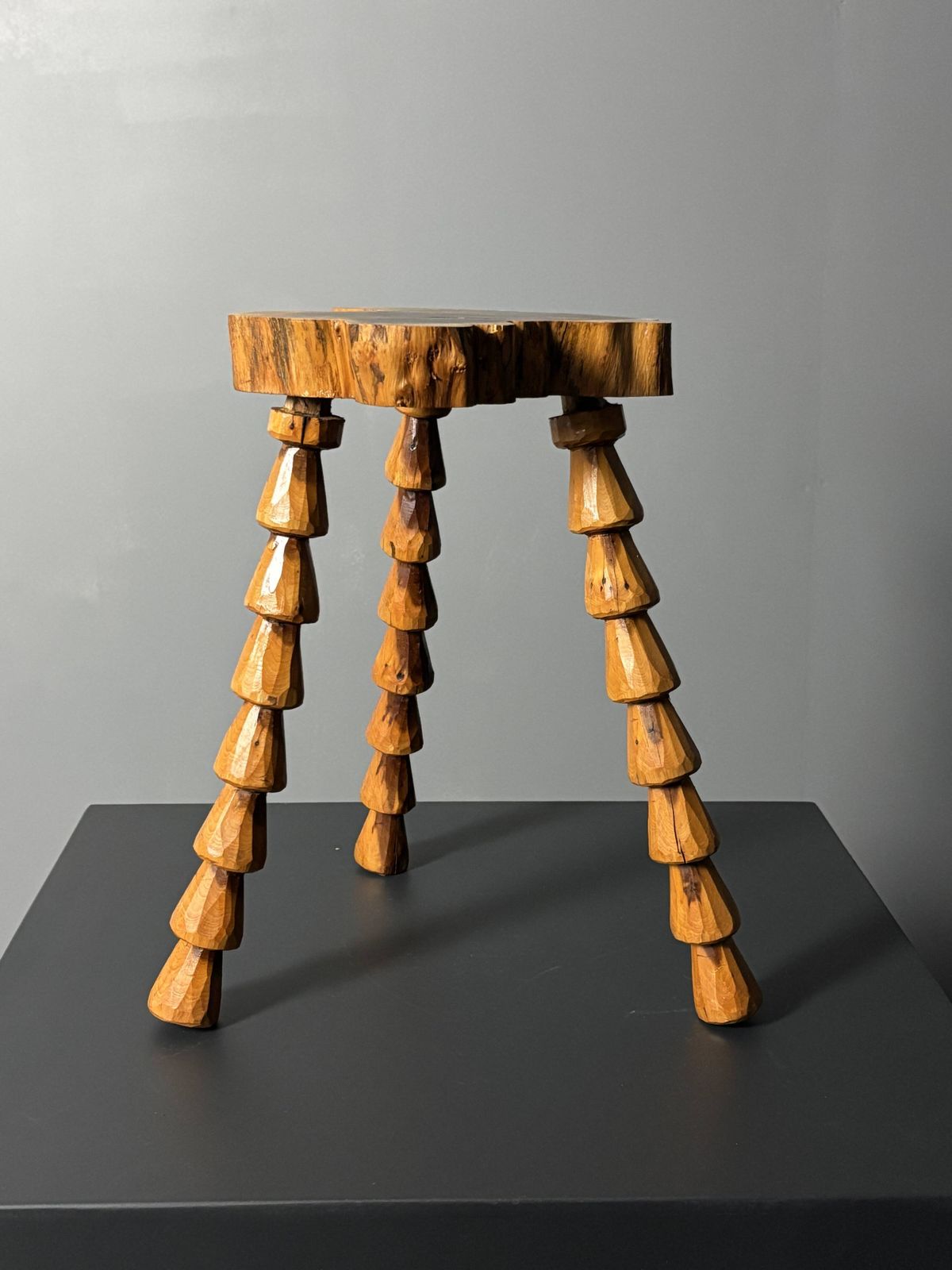 photo vinterior Midcentury Brutalist Artisanal Wood Turned Handmade Tripod Stool, Ca 1960s