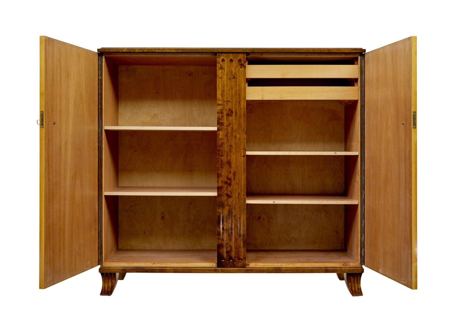 photo furniture Scandinavisch Art Deco Kastje met Iep- en Berkenhoutinleg
