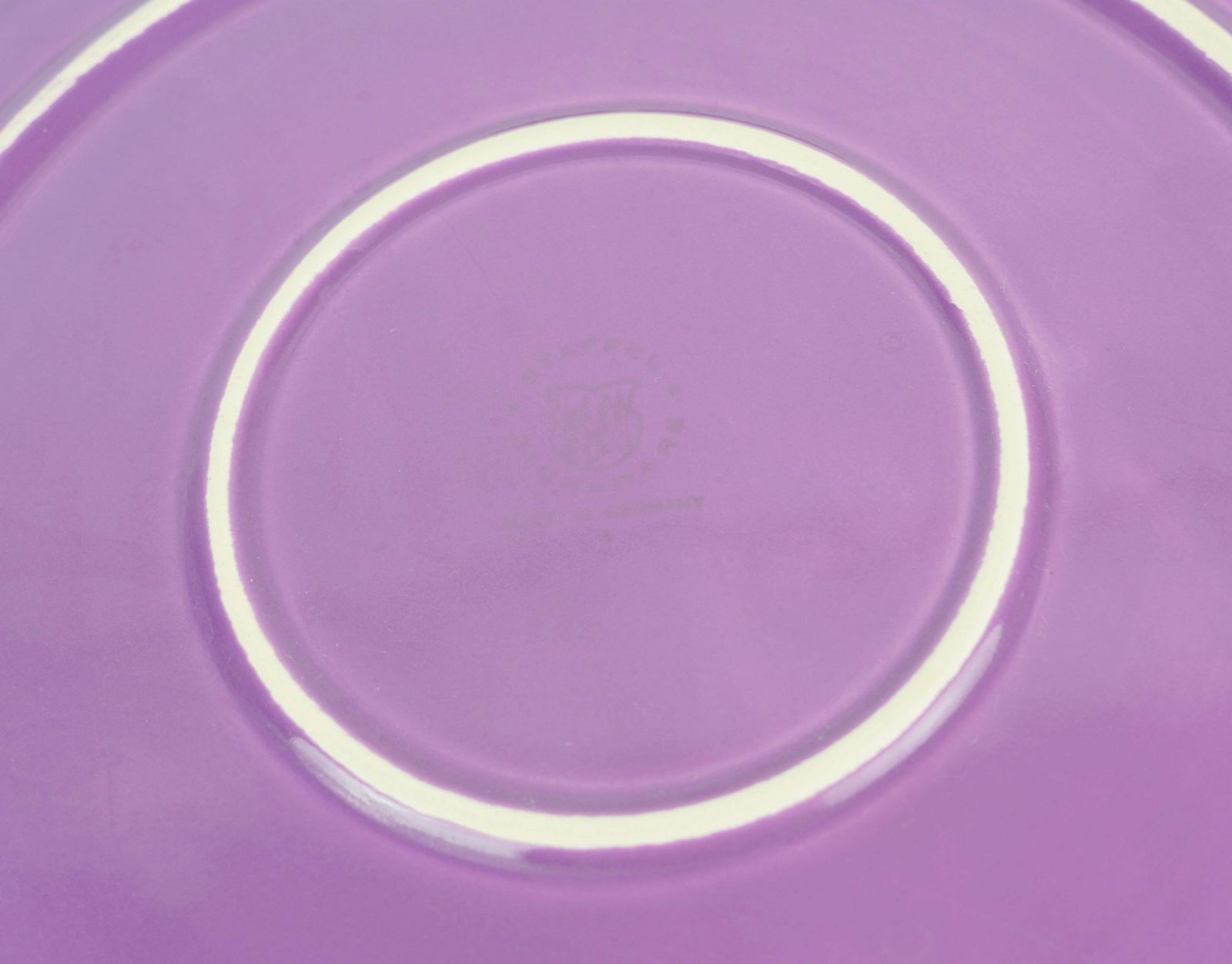 Plat à gâteau Staffel Keramik, glaçure violette à décor floral, années 1970 photo 51.0